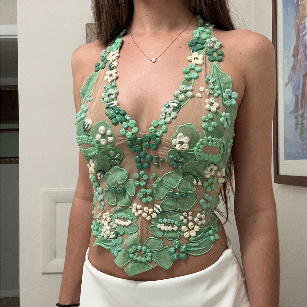 Ema Savahl Halter Top - Picture 2 of 3